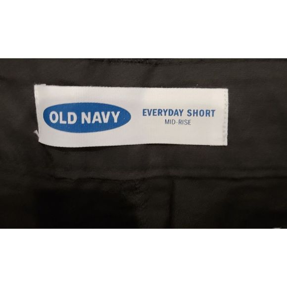 Old Navy Everyday Short Mid-Rise [NWT] - Picture 3 of 5